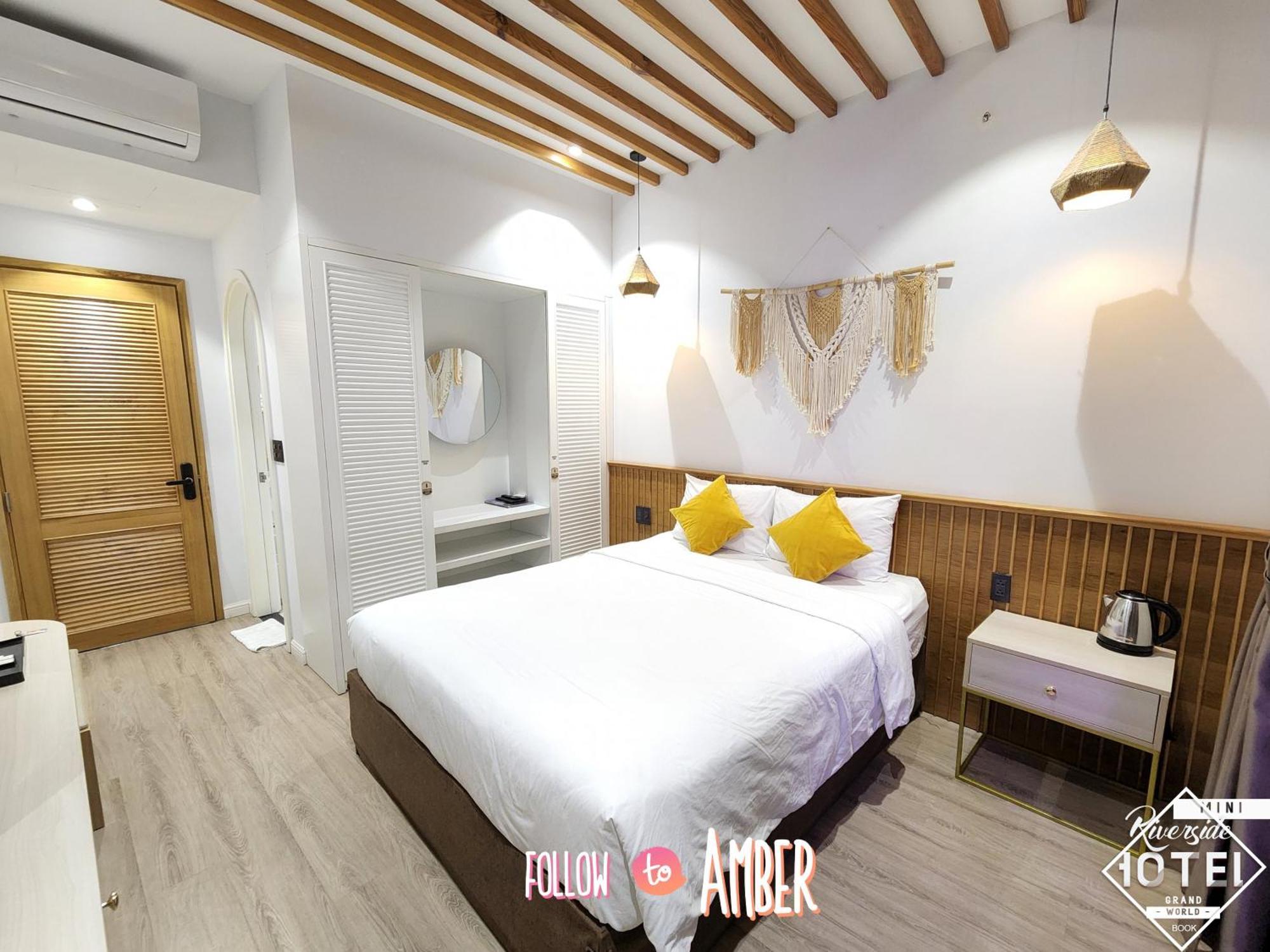 Riverside Mini Hotel Grand World Phú Quốc Exterior photo